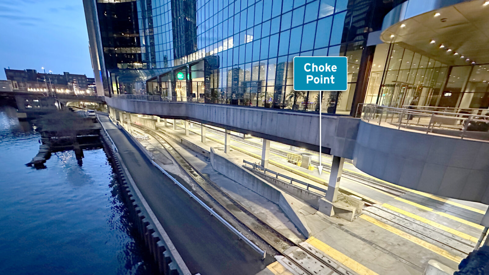 The north end of the Chicago Union Station mail platform taken from the Jackson Blvd bridge. The platform end is very narrow.